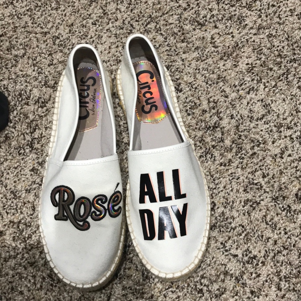 Circus Rose all day sandals